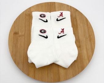 Meias Nike personalizadas bordadas - Georgia e Alabama / Universitárias - Cano médio e curto - Um par