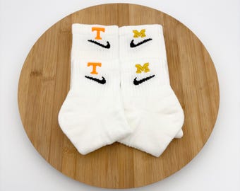 Custom Embroidered - Michigan & Tennessee / College -  Nike Crew and Ankle Socks - One Pair