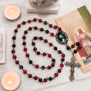 Sorrowful Mysteries Catholic Rosary | Semi Precious Persian Agate and Obsidian Beads | Ecce Homo Picture Center | Filagree Italy Crucifix