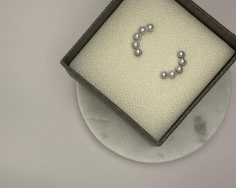 Luna Arc Five-Pearl Earrings