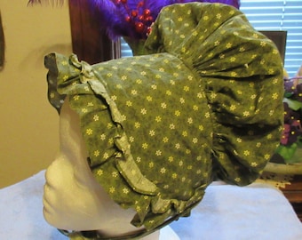 Charming Prarie Bonnet in Green Calico Print