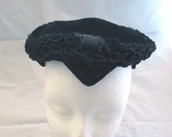 Black Velvet  Skullcap Hat Vintage 50's  Passementerie decoration