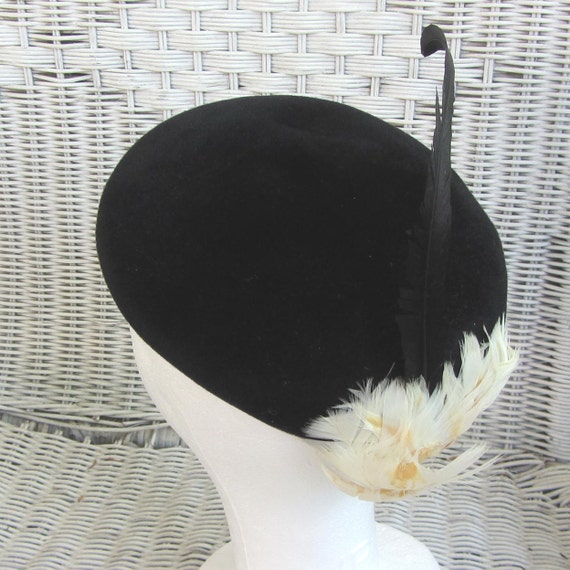 Black Wool Felt Pillbox Hat Vintage 50's Feather … - image 4