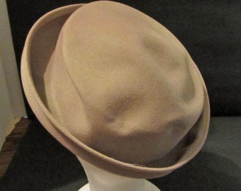 Gray Wool Felt  Ladies Hat Vintage 50's Marrimac Hat Corp