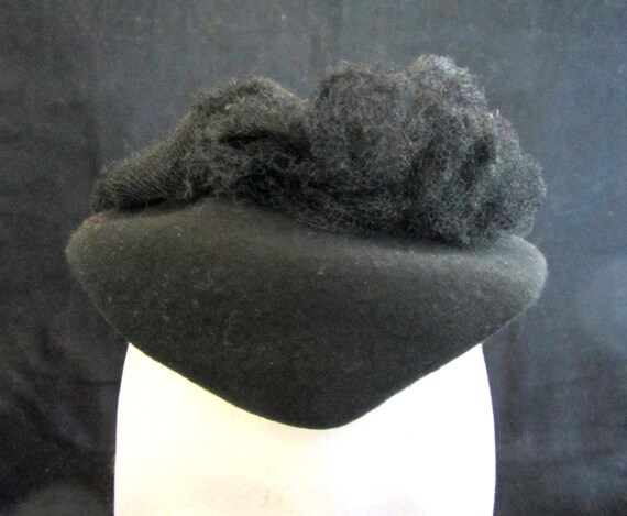 Black Cut Felt Wool and Net Hat Vintage 40's  Bel… - image 2