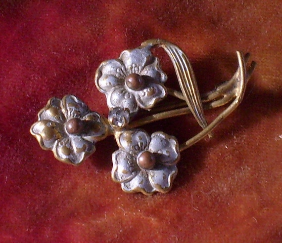 Petite Old Gold Enamel Floral and Rhinestone Broo… - image 1