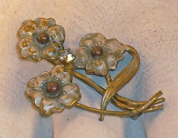 Petite Old Gold Enamel Floral and Rhinestone Broo… - image 3