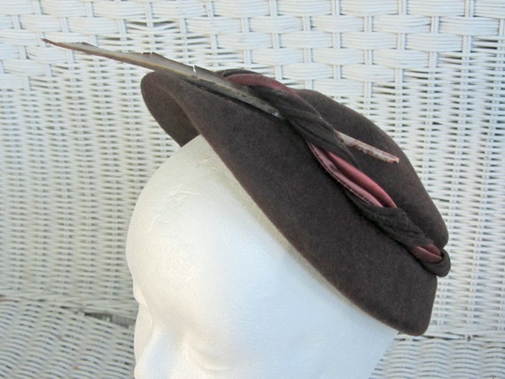 Sweet Brown Wool Felt Skullcap Hat Vintage 50's G… - image 1