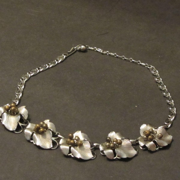 Silver Leaf and Link Choker Style Necklace  Vintage 50's Fabulous Costume Jewelry