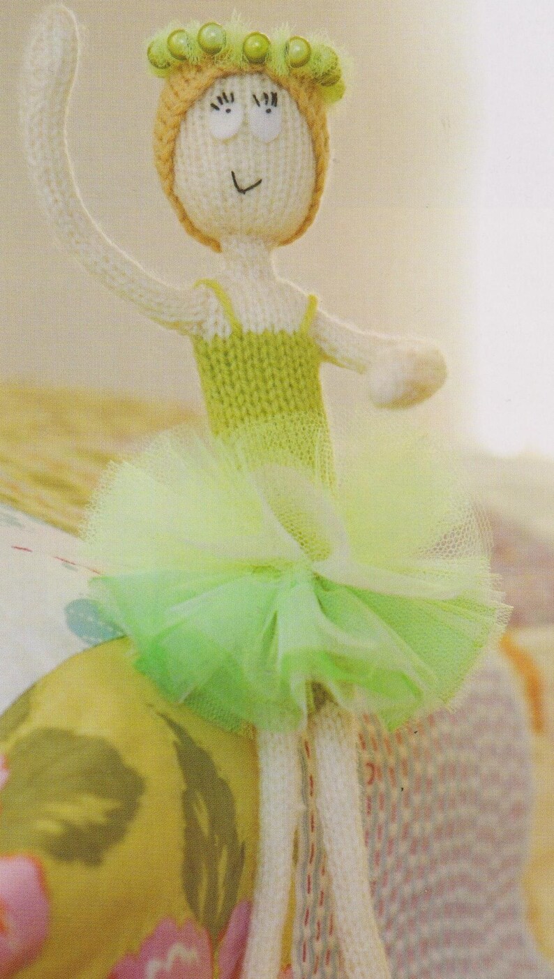 Dos patrones de muñecas bailarinas imagen 3