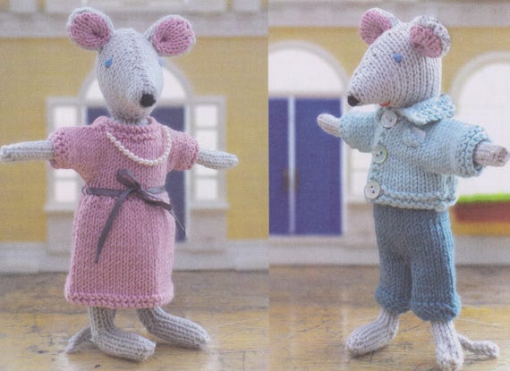 Mr and Mrs Mouse Knitting Pattern