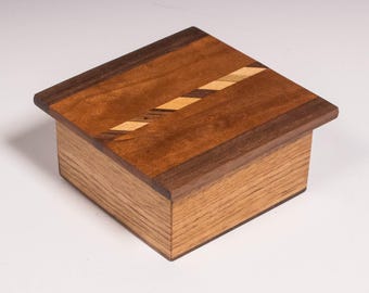 Herringbone Box 205