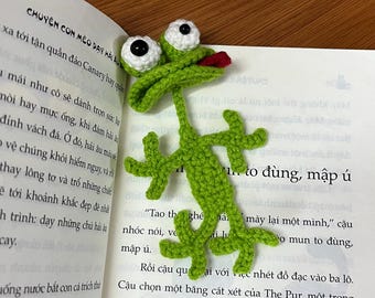 Crochet Lizard Bookmark: Funny Book Lover Gift, Cotton Amigurumi