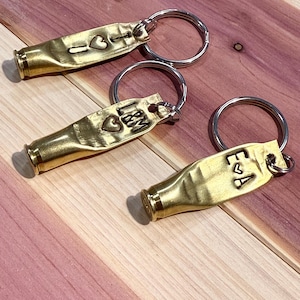 Portachiavi proiettile personalizzato / Regalo di San Valentino / Portachiavi proiettile personalizzato con timbro a mano / Portachiavi personalizzato / Portachiavi per papà / Regalo per uomo