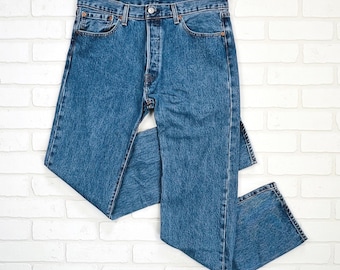 Levi's 501 vintage classic jeans in lichte wassing met knoopsluiting / maat 34 x 34