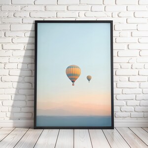 Montgolfières dans le ciel Impression d'art aquarelle | Art mural en téléchargement numérique