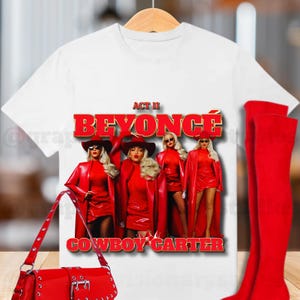 Modello: T-shirt grafica rossa di Beyonce - Cowboy Carter