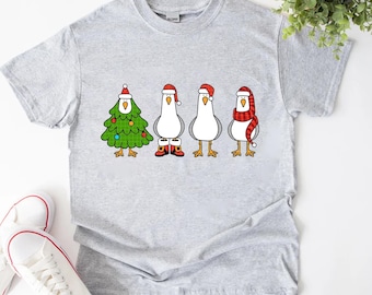 Seagull Christmas Shirt,Christmas Seagull Sweatshirt,Unique Holiday Gift,Christmas beach Chicken Sweatshirt,Bird Lover Gift,Seagull Tee