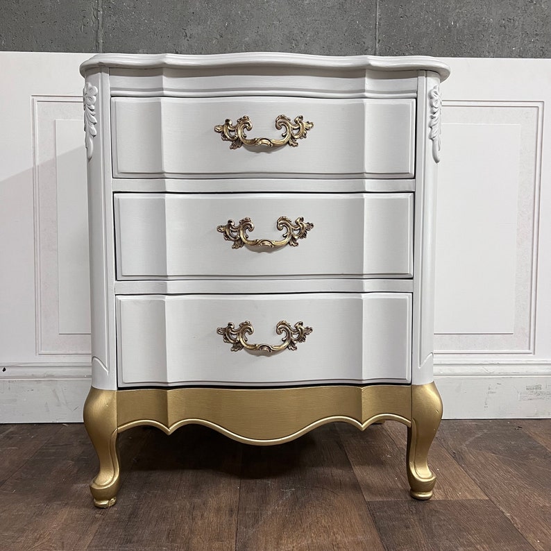 Vintage Set of French Provincial Nightstands, Painted, Gold Dipped image 8