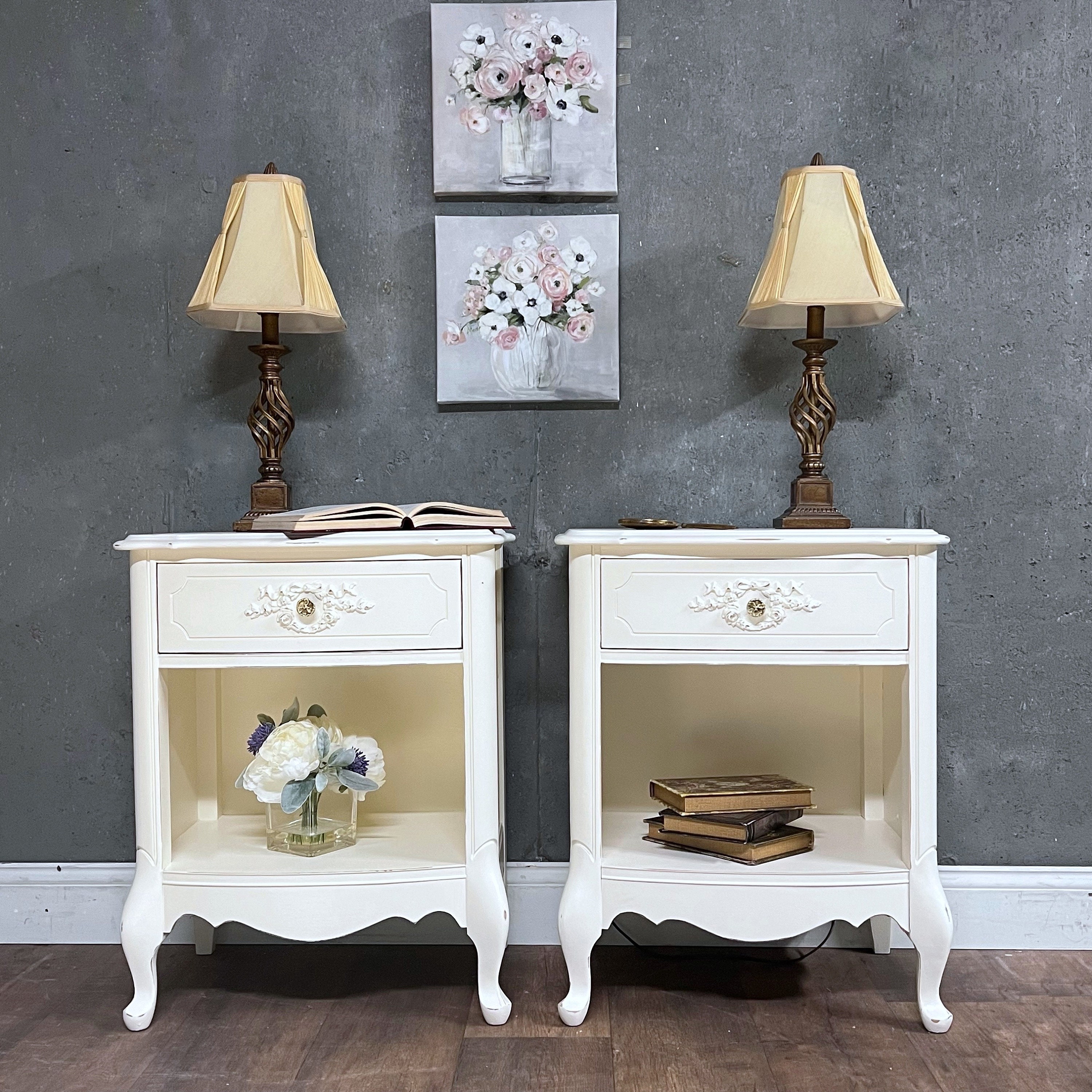 White shabby 2024 chic bedside table