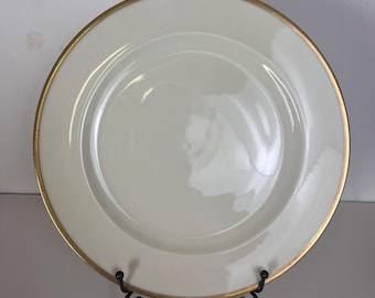 Hutschenreuther 1814 Duchess 6 3/4