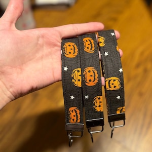Jack-O-Lantern Key Chain
