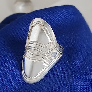 Tuareg ring in solid silver - handmade - unisex ring - Size FR 60