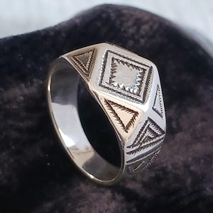 Tuareg ring in solid silver - Handmade jewelry - traditional Tuareg artisanal jewelry, size FR 59 / 60 / 61