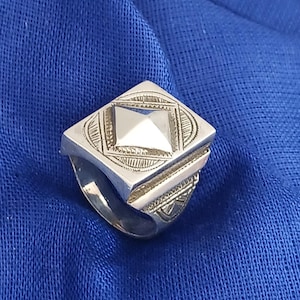 Tuareg ring in solid silver - handmade - unisex ring size FR: 62 / 63
