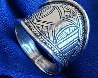 ハンドメイド トゥアレグ族 シルバーリング トゥアレグ リング
