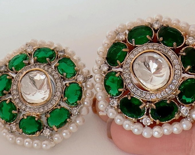 Uncut Kundan Green Stud Diamond Earrings /Indian Studs/Indian Jewelry/Green Studs/Statement Stud Earring/Kundan Stud Earrings