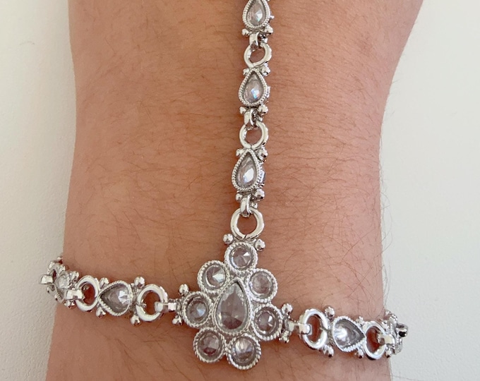 Silver Polki Pearl Kundan Hath Paan single /hand harness/Indian Jewelry/Hand Jewelry/Haath phool/Hand Chain Bracelet for Her