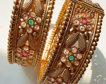 Juego de 2 brazaletes tradicionales chapados en oro, brazaletes indios, brazaletes de oro antiguo kada, brazaletes de novia kundan, brazaletes kada, brazaletes indios.