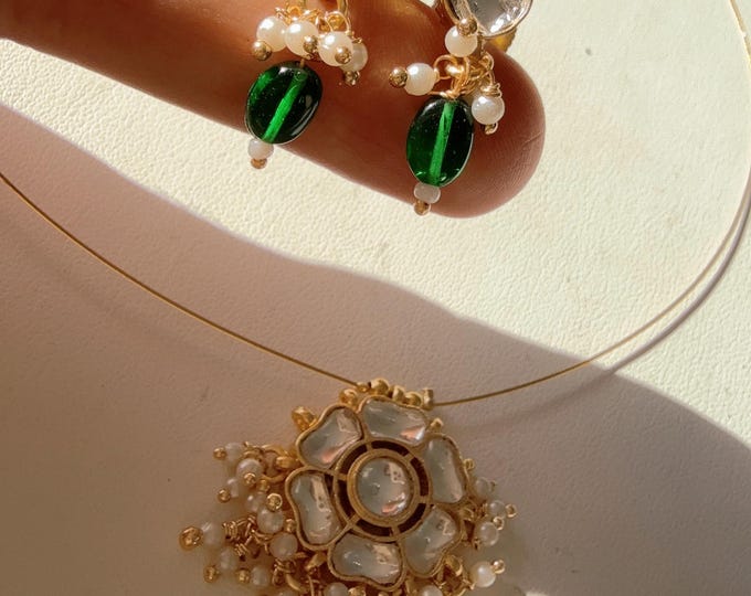 Jadau kemp stone Invisible choker Necklace/Kundan Jadau Invisible Necklace /Kundan Jadau Invisible Necklace Delicate kundan choker/