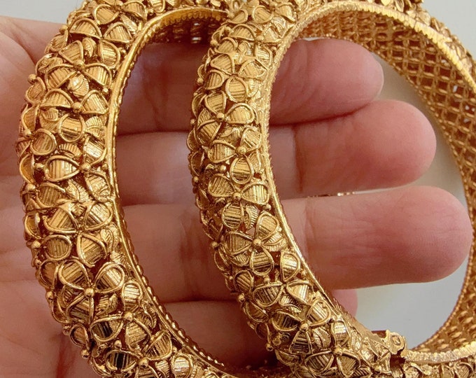 Traditional Gold Plated Bangles Set Of 2/Indian Bangles/Antique gold Kada/Kundan bridal bangles set/kada bangle set/Indian bangles Bracelets