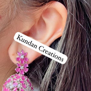 Boucles d'oreilles jhumka en argent et diamants lumineux rubis Alyssa à côté du vrai/Bijoux indiens Boucles d'oreilles rubis indien/Boucles d'oreilles diamant rubis en argent