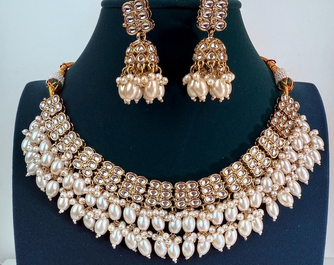 Petite Size Antique  Pearl Kundan Necklace Set with jhumka and Tikka  /Kundan Choker/Indian wedding jewelry/Kundan necklace