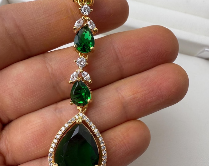 Diamond gold Tone Green Maang tikka/ Indian Wedding Jewelry/ Pakistani Jewelry/ Matha patti/ Indian forehead jewelry/Indian Jewelry