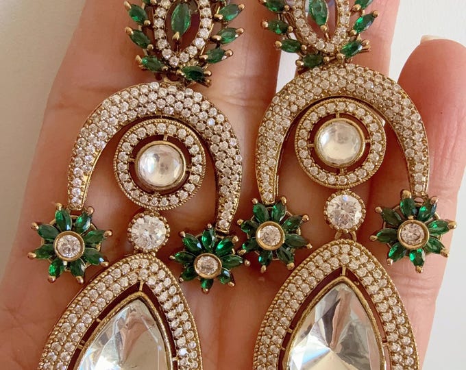 Sabyasachi-Inspired Moissanite kundan green Earrings/Elegant Statement Jewelry/emerald green Moissanite  Earrings/Bridal Diamond earrings