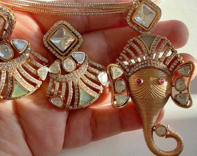 Moissanite diamond  Mint hasli necklace set with earrings/Traditional Divine Diamond Ganesha hasli choker/Indian Wedding jewelry