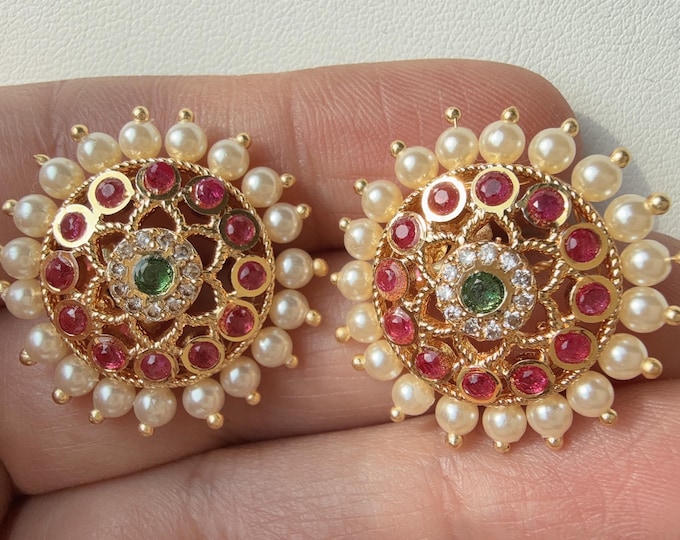 Kundan Stud Diamond Earrings /Indian Studs/Indian Jewelry/Ruby Green Studs/Statement Stud Earring/Kundan Stud Earrings