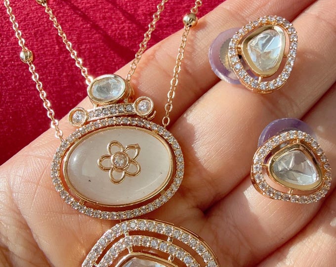 Sabyasachi-Inspired Mother of pearl Moissanite  long chain Pendant Set/Kundan Stone long Necklace/ Indian Bridal Jewelry