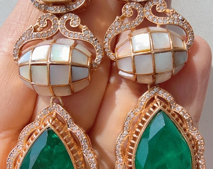 Sabyasachi-Inspired Moissanite kundan Earrings/ Moissanite Emerald green Mother of pearl  dual shade Earrings/Bridal Diamond earrings