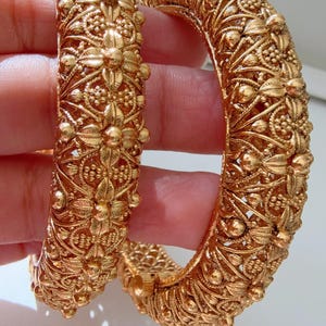 Intricate flower design Antique Gold Bangles bangle/Indian Bangles/Antique gold Kada//Gold Kada/Indian bangles Bracelets