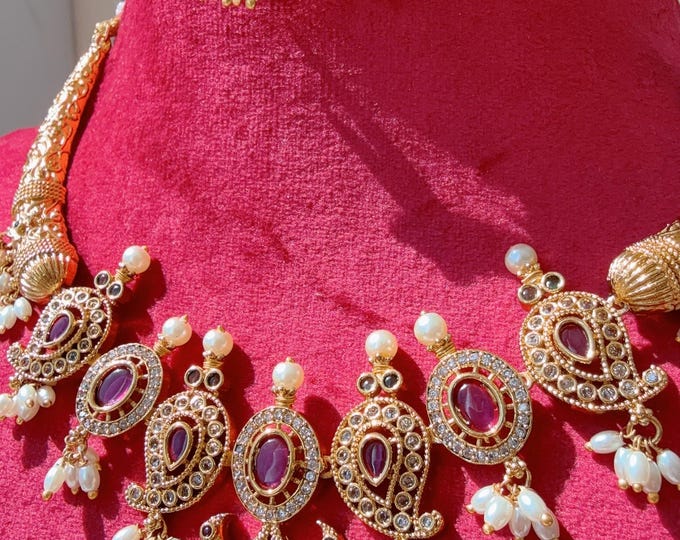Ruby green hasli Choker Necklace /Indian Choker /Guttapusalu necklace /Temple jewelry/South Indian jewelry/Indian Wedding jewelry