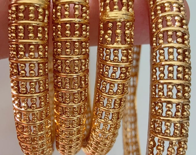 Filigree Work Indian Bangles 4 PC set /Pearl Bridal Bangle set/Gold Plated Wedding Bangles/Mix n Match bangles/Gold chuda Set/Indian jewelry