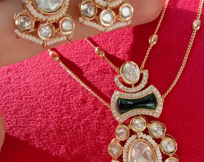 Moissanite doublet stone Emerald green long chain Pendant Set/Kundan Stone long Necklace/ Indian Bridal Jewelry/Moissanite Kundan  Jewelry