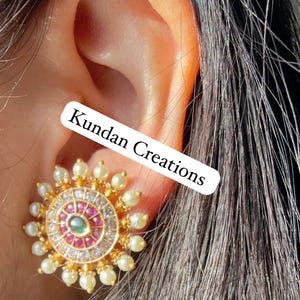 Puces d'oreilles diamant kundan/clous d'oreilles indiens/bijoux indiens/puces vert rubis/clous d'oreilles à effet décoratif/clous d'oreilles kundan