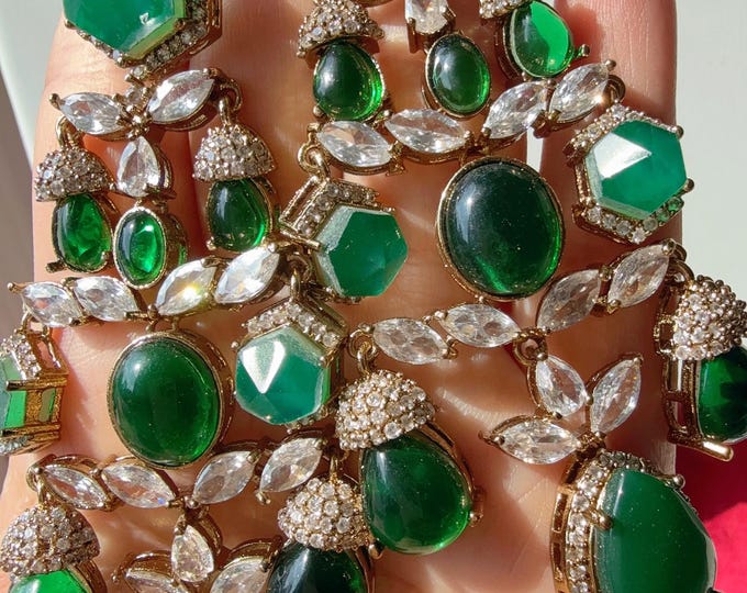 Sabyasachi-Inspired Doublet green   kundan Earrings/Elegant Statement Jewelry/ Doublet grren Earrings/Bridal Diamond earrings