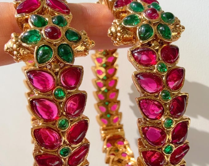 Kemp Ruby green Openable Gold kada /Antique gold Kada/Kundan bridal bangles set/Gold Kada/Indian bangles Bracelets